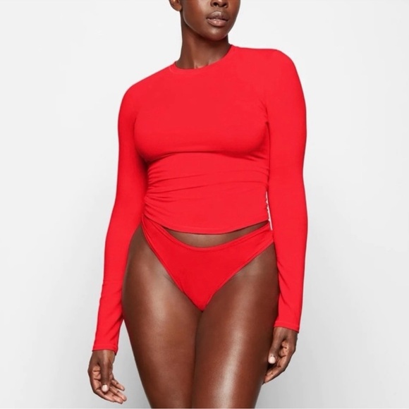 SKIMS Cotton Jersey Long Sleeve T-shirt RED size XL - Picture 2 of 2